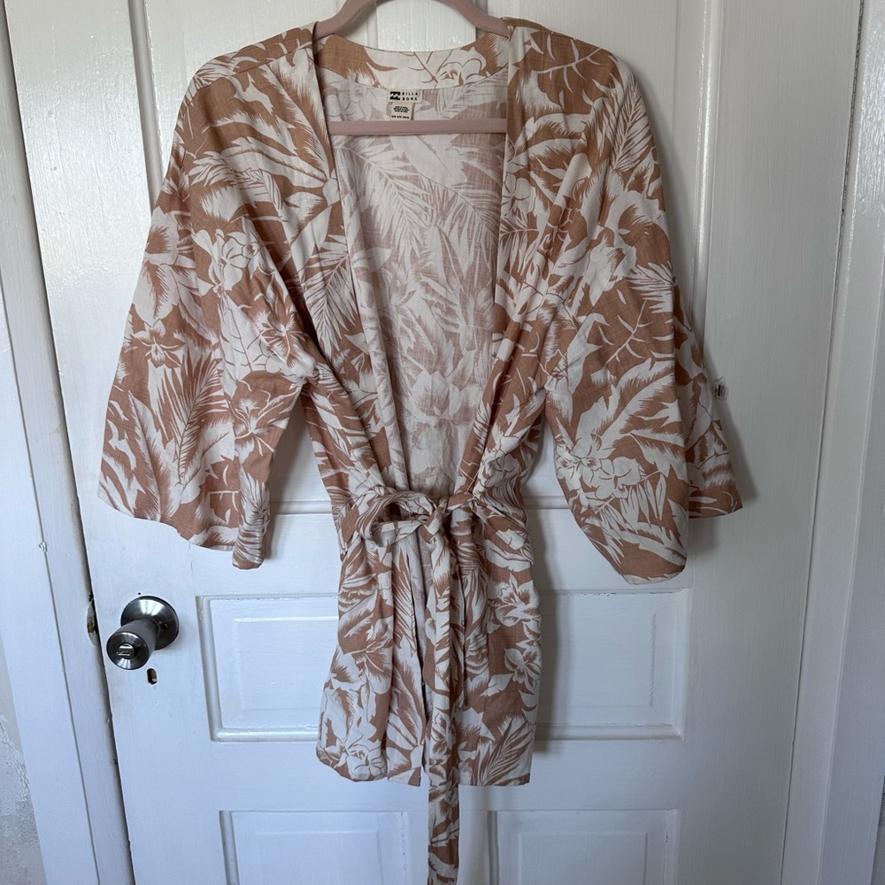 BILLABONG FLORAL BEACH SWIM COVERUP SMALL